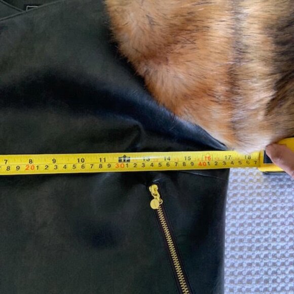 Stunning Brown Faux Fur Women's Jacket Size 4 - Picture 9 of 10
